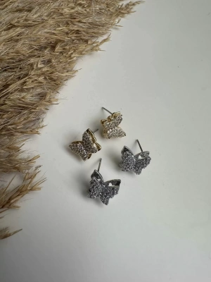 Taşlı Kelebek Küpe