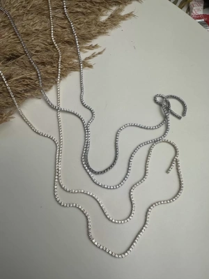 Taşlı Y Özel Seri Kolye