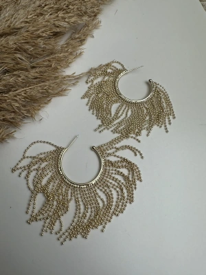 Top sallantılı Halka Küpe ZRa