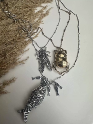 Vintage Tasarım Üçlü Figür Kolye