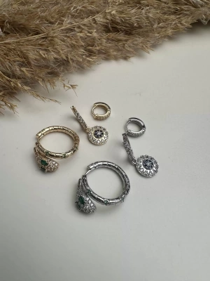 Yılan Ve Nazar Detaylı Üçlü Set Küpe