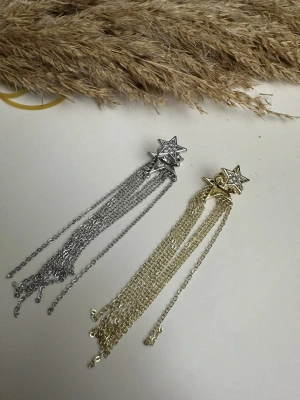 Yıldız Sallantılı Kıkırdak Küpe