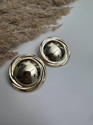 Yuvarlak Plaka Küpe