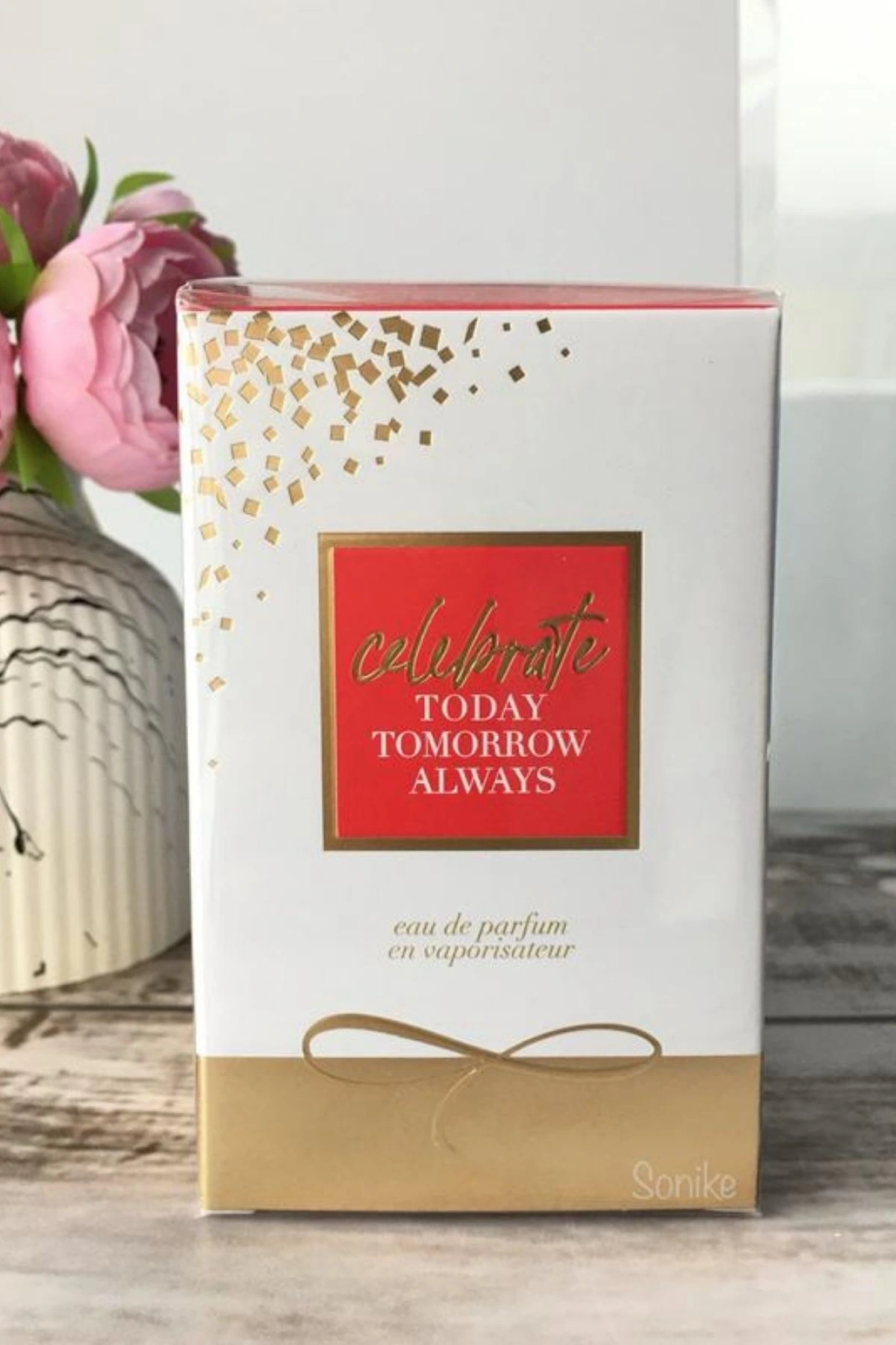 Avon Celebrate Kadın Parfüm Edp 50 Ml