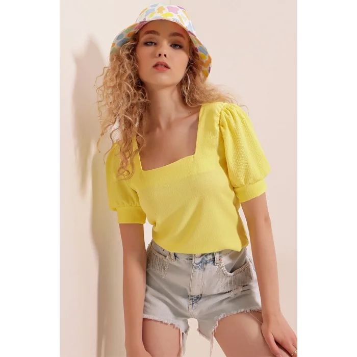 0409 Kare Yaka Örme Bluz - Sarı