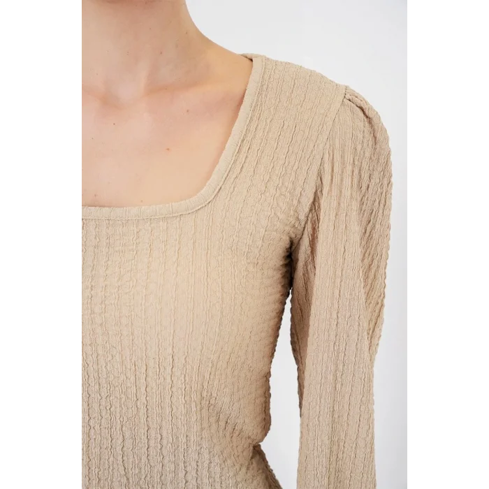 0442 Uzun Kollu Bluz - Bisküvi