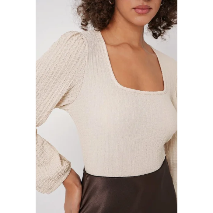 0442 Uzun Kollu Bluz - Krem