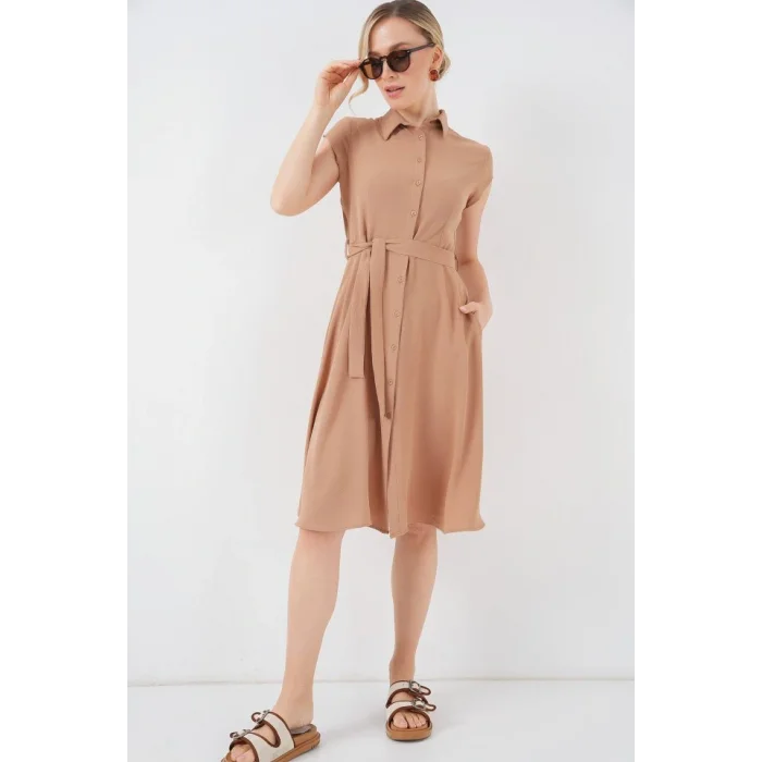 1677 Boydan Düğmeli Kuşaklı Elbise - Bisküvi