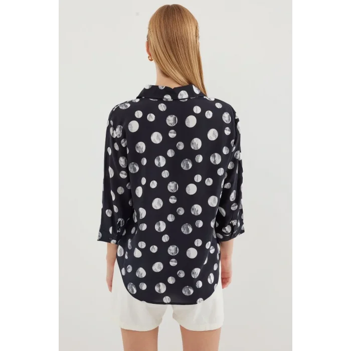 20243 Önü Bağlamalı Desenli Gömlek - Siyah