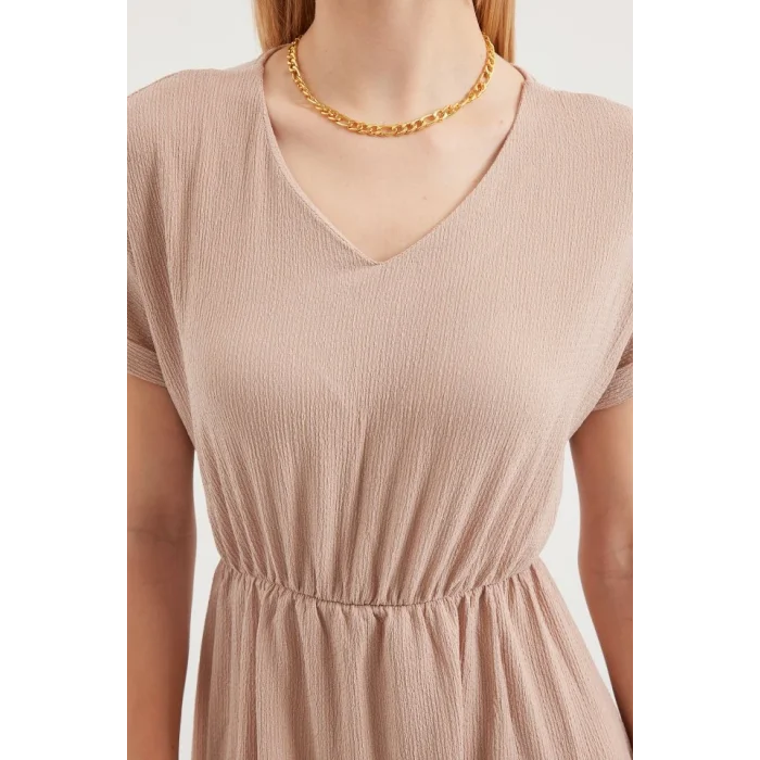 2378 V Yaka Yırtmaçlı Örme Elbise - Bisküvi