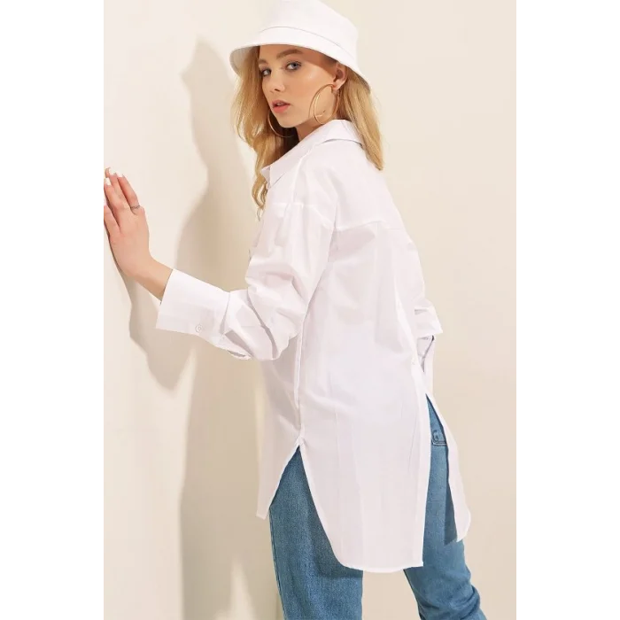 3952 Arkası Düğmeli Boyfriend Gömlek - Beyaz