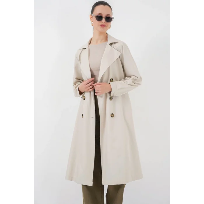 5853 Kruvaze Yaka Arkası Baskılı Trençkot - A.Bej