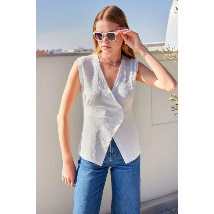 916 Düğme Detaylı Örme Yelek - Beyaz