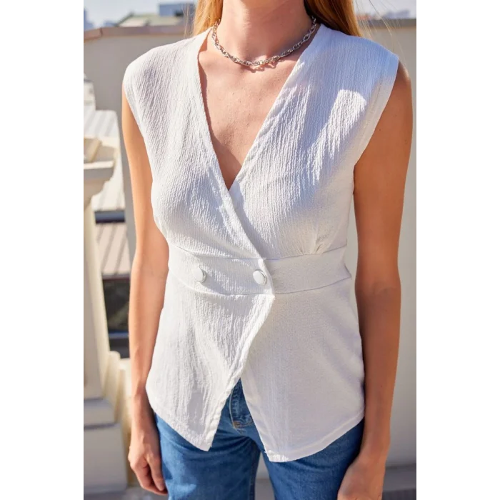 916 Düğme Detaylı Örme Yelek - Beyaz