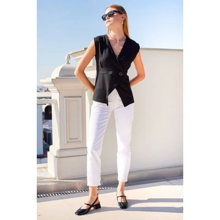 916 Düğme Detaylı Örme Yelek - Siyah