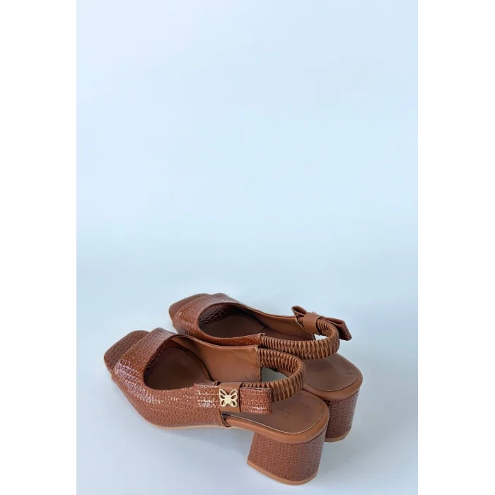 Alessi Kahve Rugan Topuklu Ayakkabı