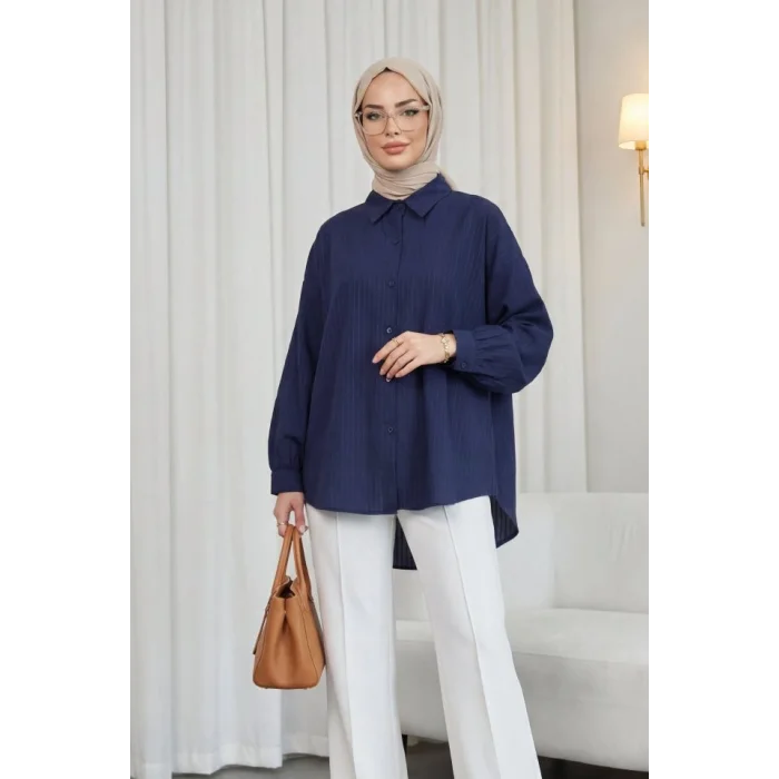 Arkası Uzun Çizgi Desenli Düğmeli Salaş Gömlek -Laci