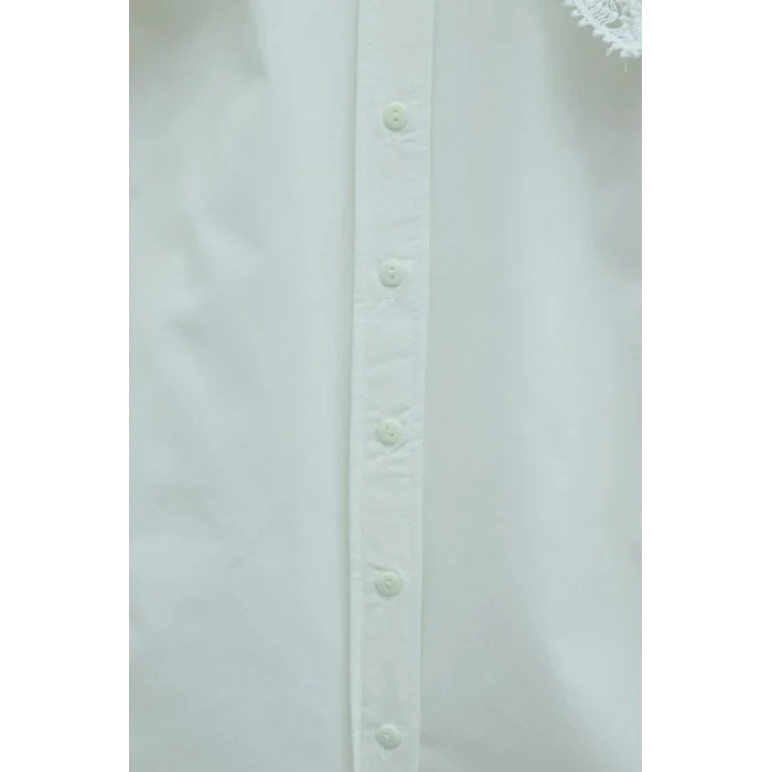 Bebe Yaka Dantel Detaylı Düğmeli Poplin Gömlek  -Ekru