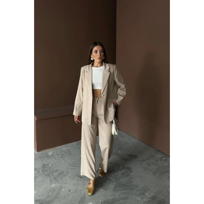 Bej Çizgili Ceket Ve Pantolon Takım