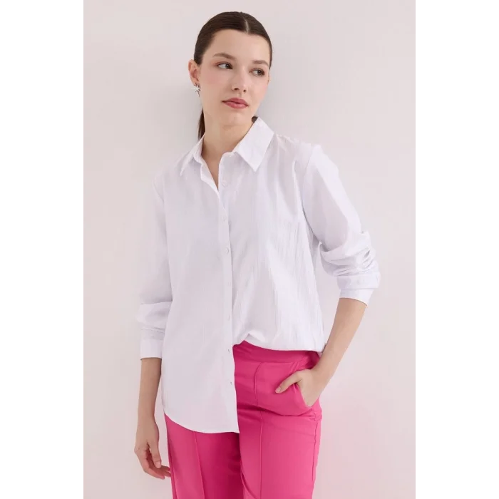 Beyaz Gümüş Varak Desenli Gömlek 20253