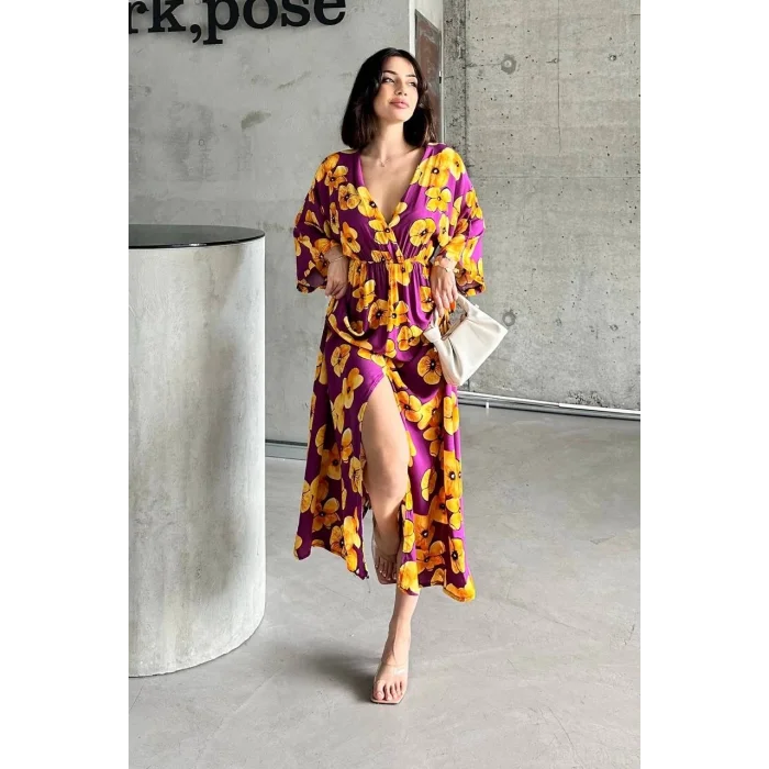 Çiçek baskılı elbise