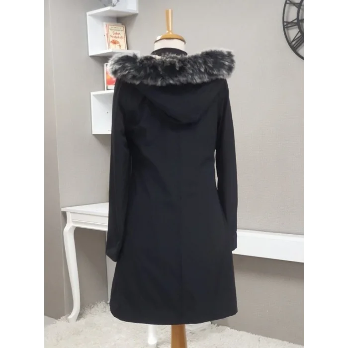 Çıkma Kapşonlu Çıtçıtlı Cepli Kısa Kaban -Siyah