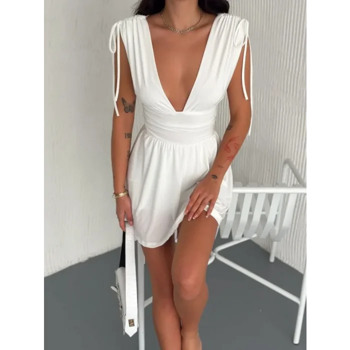 Derin V Yaka Etek Görünümlü Şortlu Elbise Drapeli Mini Yazlık - Beyaz