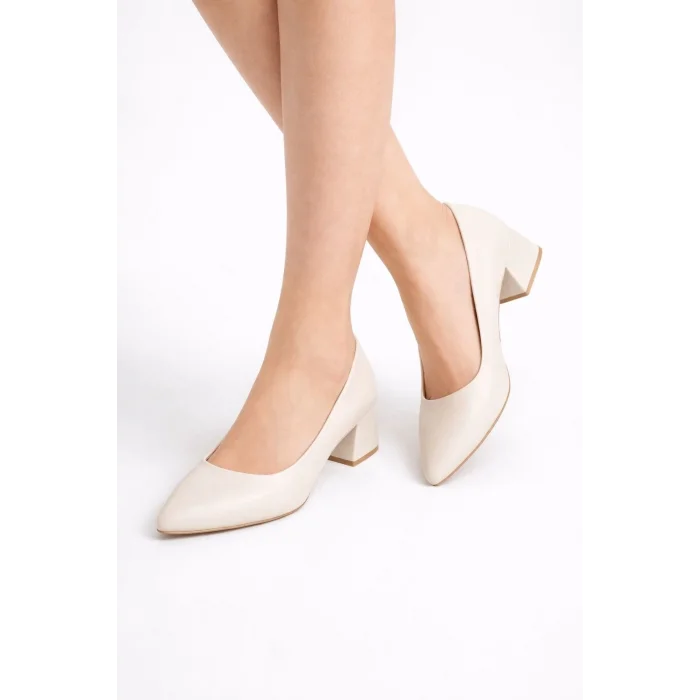 Desniy Bej Cilt Topuklu Ayakkabı