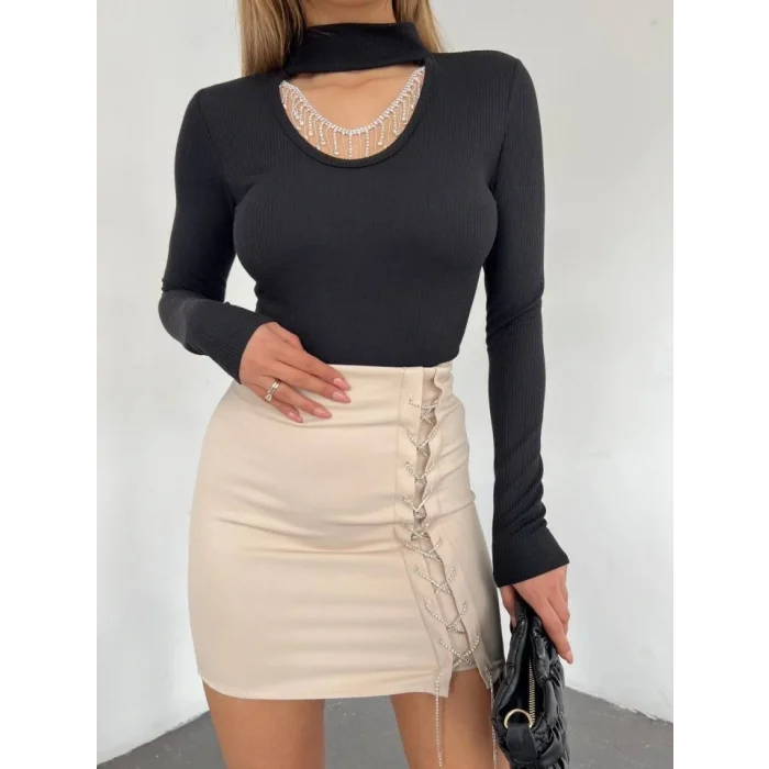 Dik Yaka Taş Detaylı Uzun Kol Bluz -Siyah