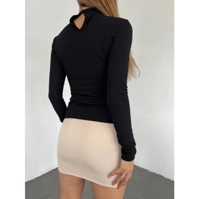 Dik Yaka Taş Detaylı Uzun Kol Bluz -Siyah