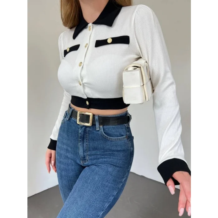 Düğmeli Cep Detaylı Crop Hırka -Beyaz