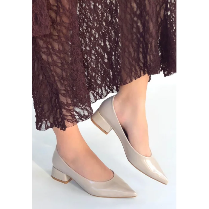 Ferla Bej Rugan Topuklu Ayakkabı