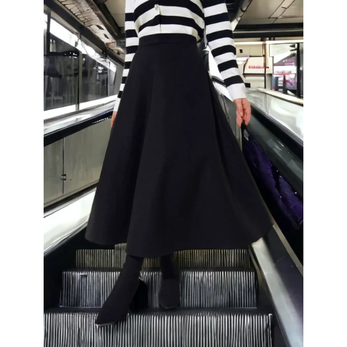 Fermuarlı Kaşe Çan Etek -Siyah