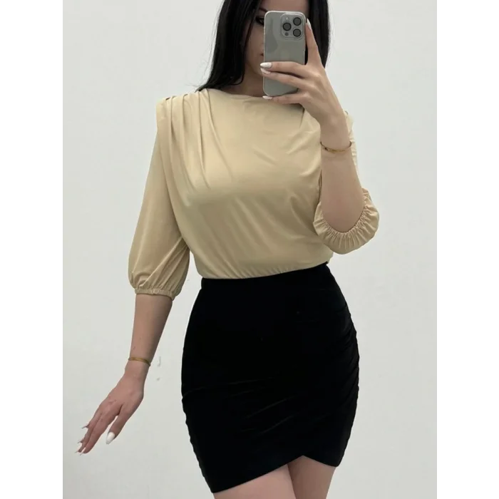 İçi Tulumlu Omuzdan Büzgülü Vatkalı Sendy Bluz -Bej