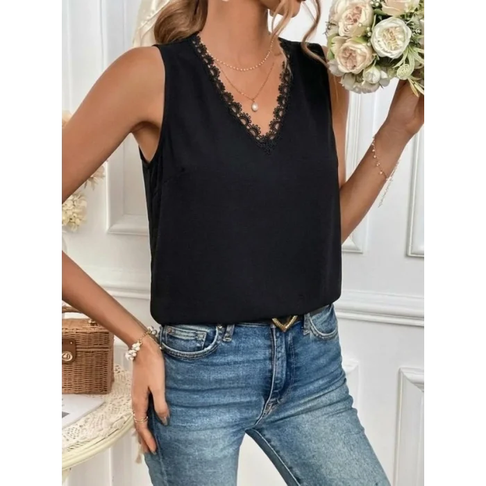 Kadı Askılı V Dantel Yakalı Sırttan Bağcıklı Sandy Bluz