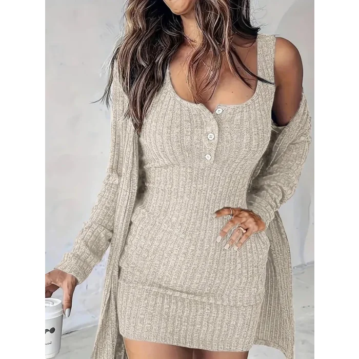 Kadın Askılı Yuvarlak Yakalı önü Düğmeli şardonlu Kaşkorse Mini Elbise Ve Kısa Ceket