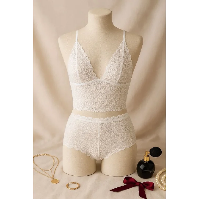 Kadın Beyaz Dantel Bralet Şort Takımı – Romantik ve Zarif İç Giyim