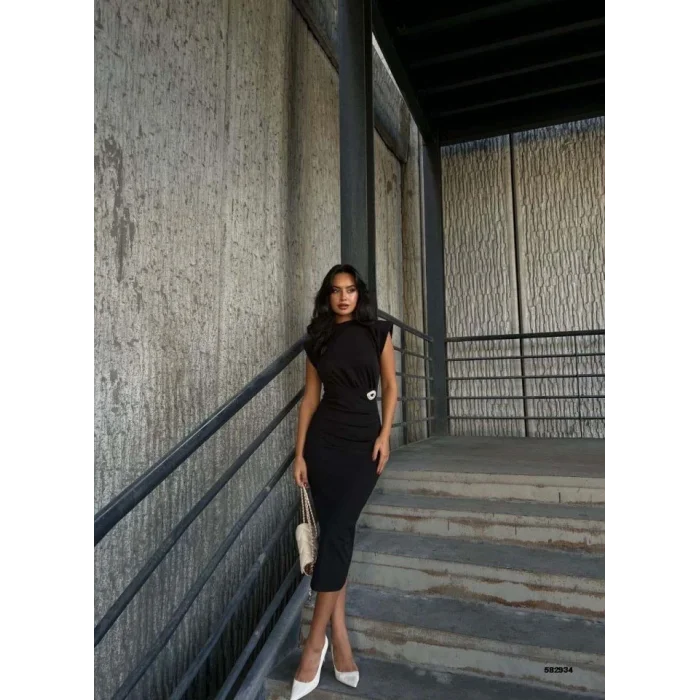 Kadın Bisiklet Yaka Vatkalı Broş Detay Kısa Kol Midi Boy Elbise