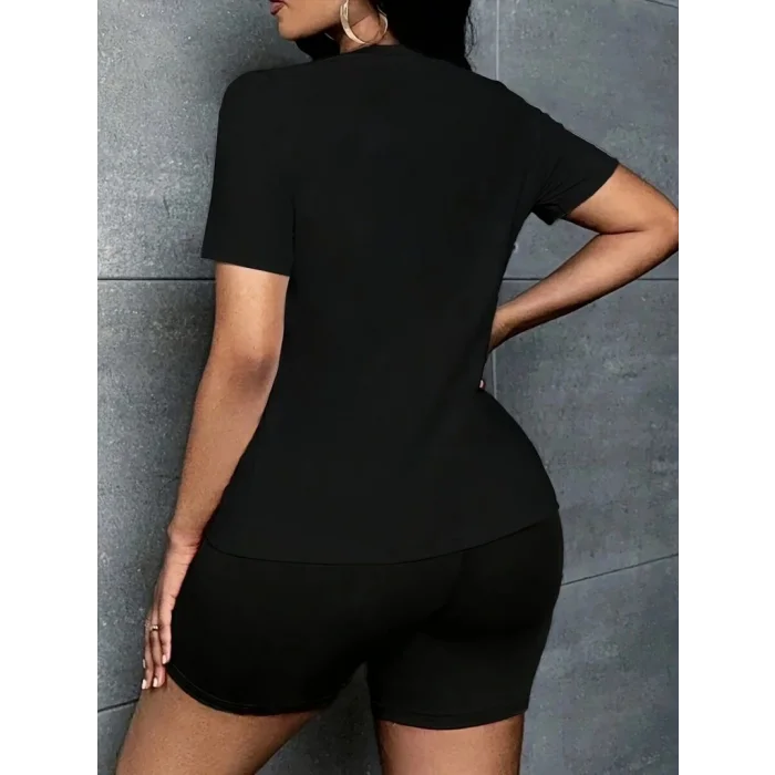 Kadın Kısa Kollu Bisiklet Yaka Köpek Baskılı Viskon Bluz