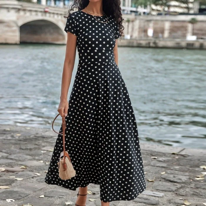 Kadın Kısa Kollu Bisiklet Yaka Puantiyeli Maksi örme Krep Elbise