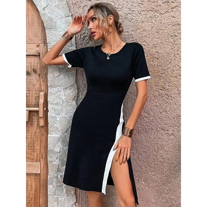 Kadın Kısa Kollu Bisiklet Yaka Yandan Yırtmaçlı Renkli şerit Detay Janjan Krep Elbise