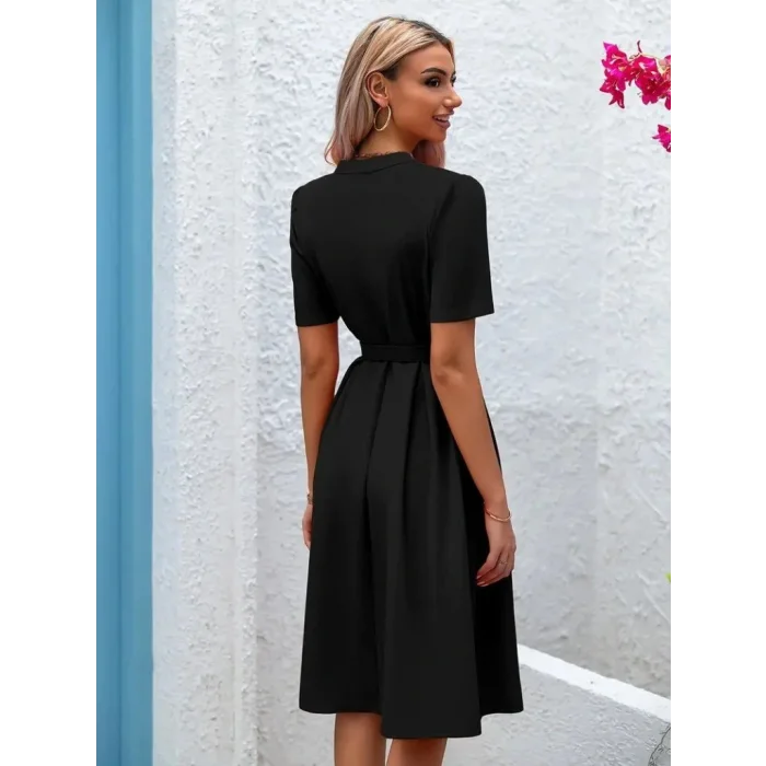 Kadın Kısa Kollu Düğmeli Ve Kemerli Atlas Elbise