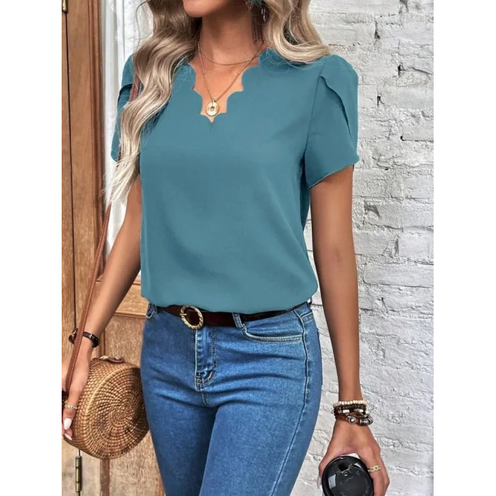 Kadın Kısa Kollu Lazer V Yakalı Ithal Krep Bluz