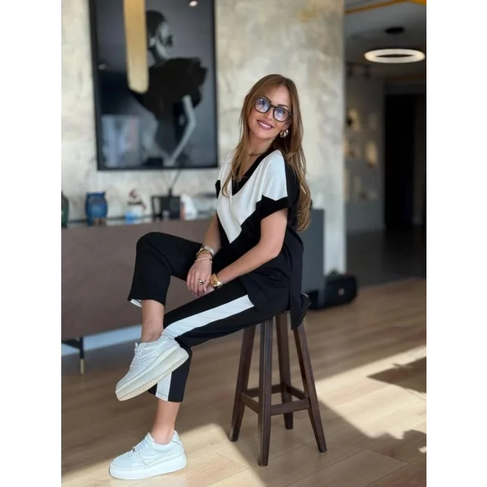 Kadın Kısa Kollu V Yaka Siyah Beyaz Renkli Viskon Iki Iplik Kumaş Eşofman Takımı