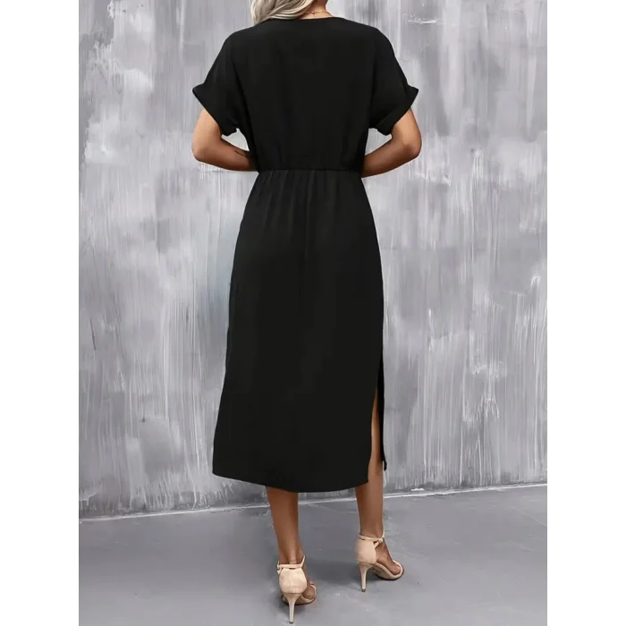 Kadın Kısa Kollu Yakası Açık Belden Bağlamalı Yırtmaçlı Viskon Elbise