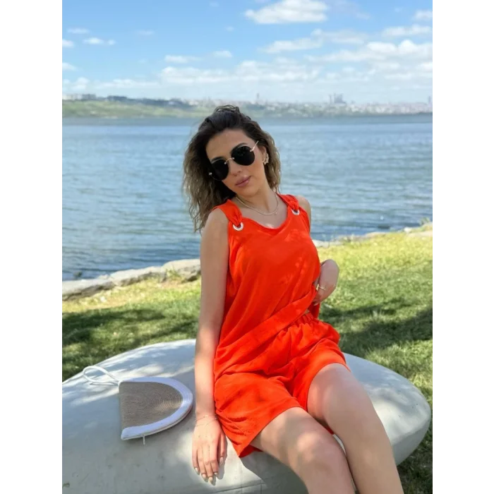 Kadın Kolsuz V Yaka Kuş Gözü Detay Bluz Short Aerobin Ikili Takım