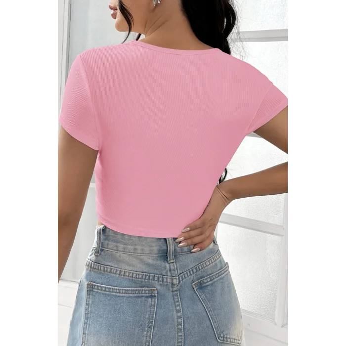 Kadın Pembe Yarım Kol Düz Yaka Crop Top Bluz – Şık, Rahat ve Kolay Kombinlenebilir