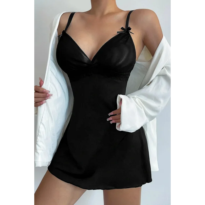 Kadın Siyah Askılı Beli Dantelli Göğsü Fiyonklu Şık Gecelik – Modern ve Şık Tasarım