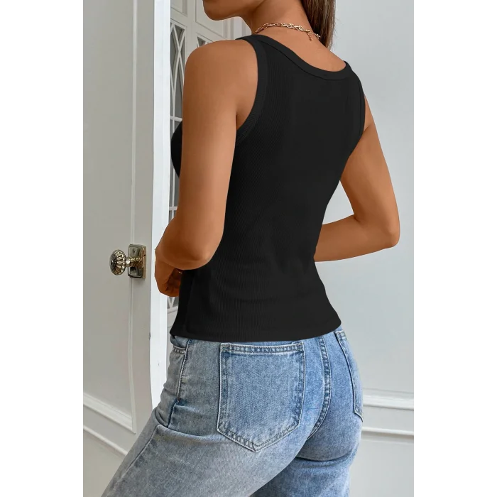 Kadın Siyah Kolsuz Kalın Askılı Uzun Crop Top Bluz & Atlet – Şık, Rahat ve Kolay Kombinlenebilir