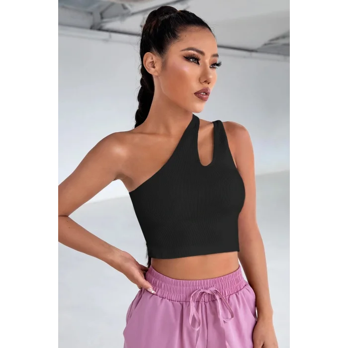 Kadın Siyah Tek Omuz Cut Out Detaylı Crop Top Bluz – Şık, Rahat ve Kolay Kombinlenebilir